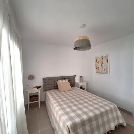 Apartment Newly Refurbished In Prime Location Playa de las Americas (Tenerife)