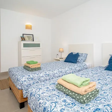 Newly Refurbished In Prime Location Apartment