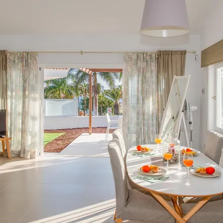 Newly Refurbished In Prime Location Apartment Playa de las Americas (Tenerife)